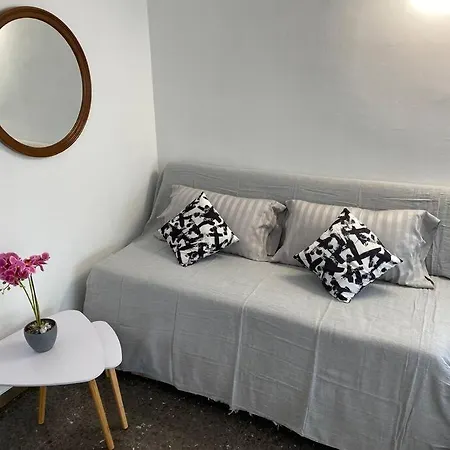 Lovely One Bedroom With Terrace And Pool Salou